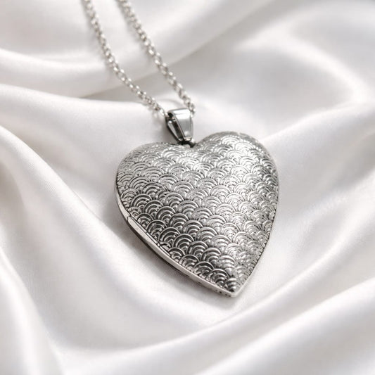 Relicario Cerca De Ti