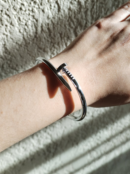 Nail Luxe Bracelet